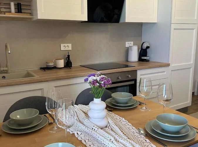 Zio Nino Apartment Sutomiscica